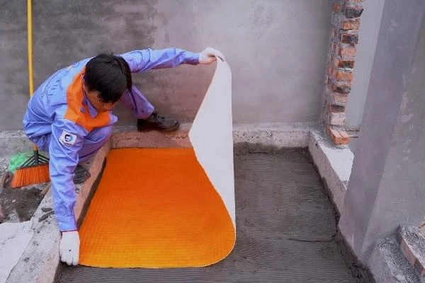 Xử lý chống thấm nhà vệ sinh bằng màng chống thấm Polytiles của INDECOM