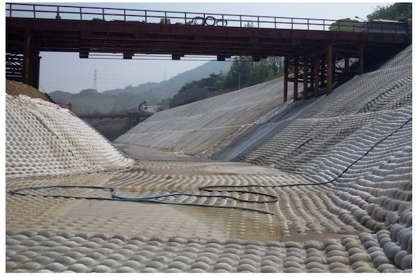 Thảm địa kỹ thuật bê tông